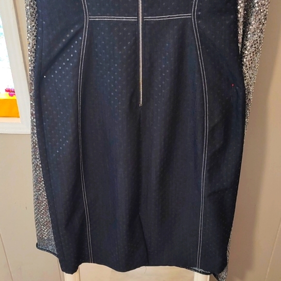 CALVIN KLEIN BLACK SHEATH DRESS with WHITE DETAIL. SIZE 4. LIKE NEW! - Picture 6 of 9